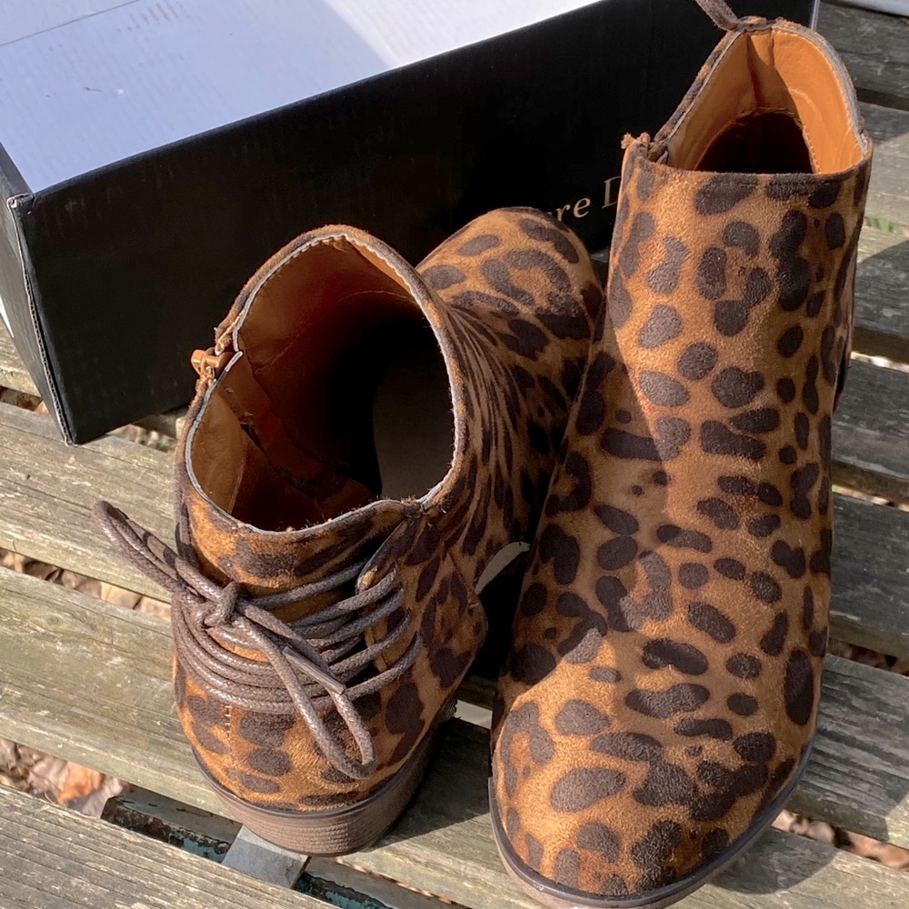 Booties - Picture 3 of 4